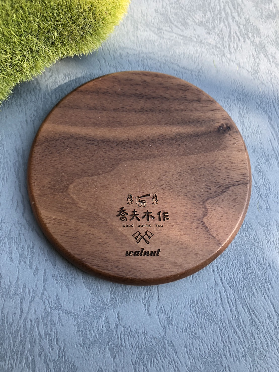 202512070533207501950_胡桃木-圓形-杯墊-8.8cm-喬夫木作LOGO款-02.jpg